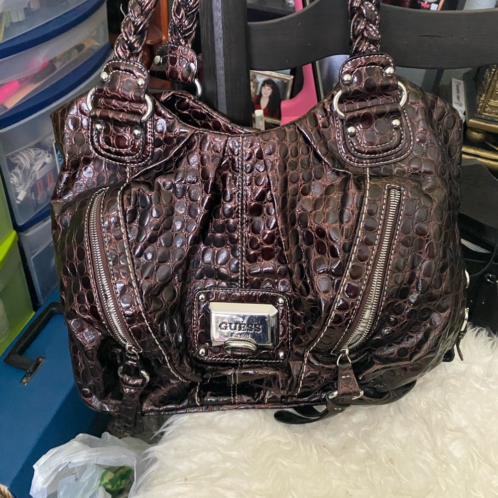 Guess purse